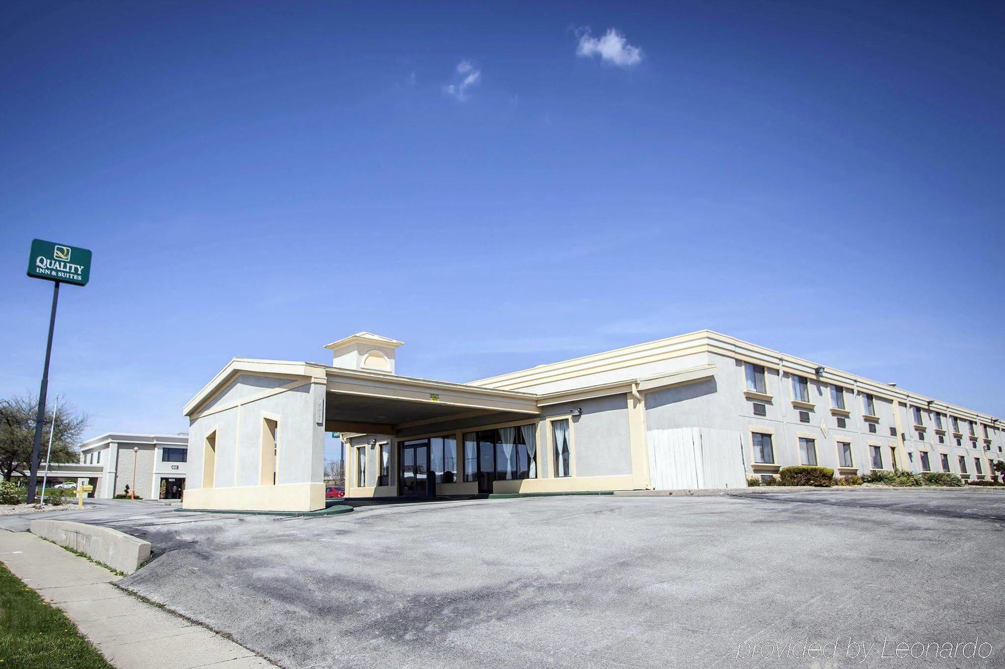 Quality Inn & Suites Bloomington University Area Εξωτερικό φωτογραφία