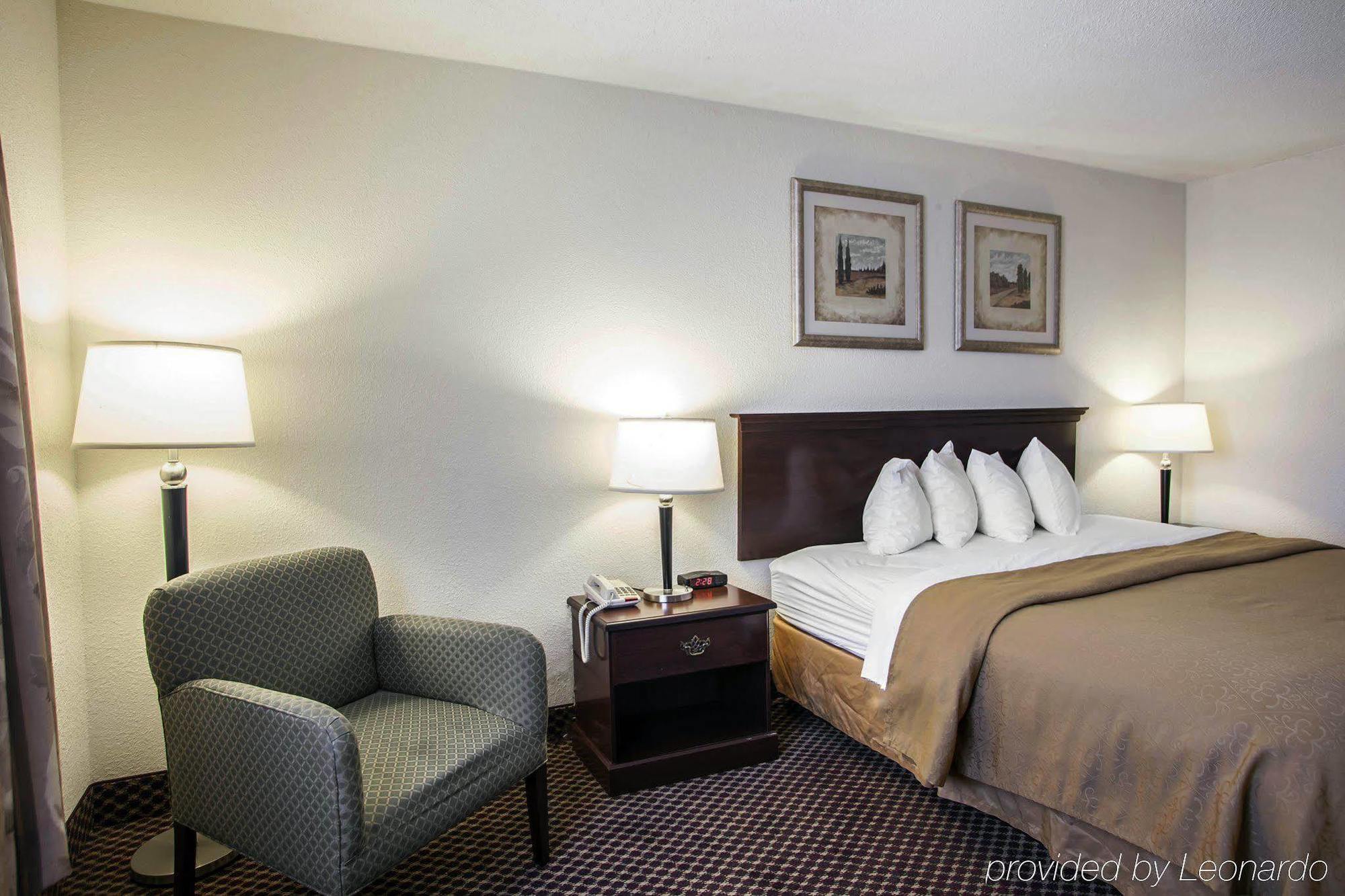 Quality Inn & Suites Bloomington University Area Εξωτερικό φωτογραφία